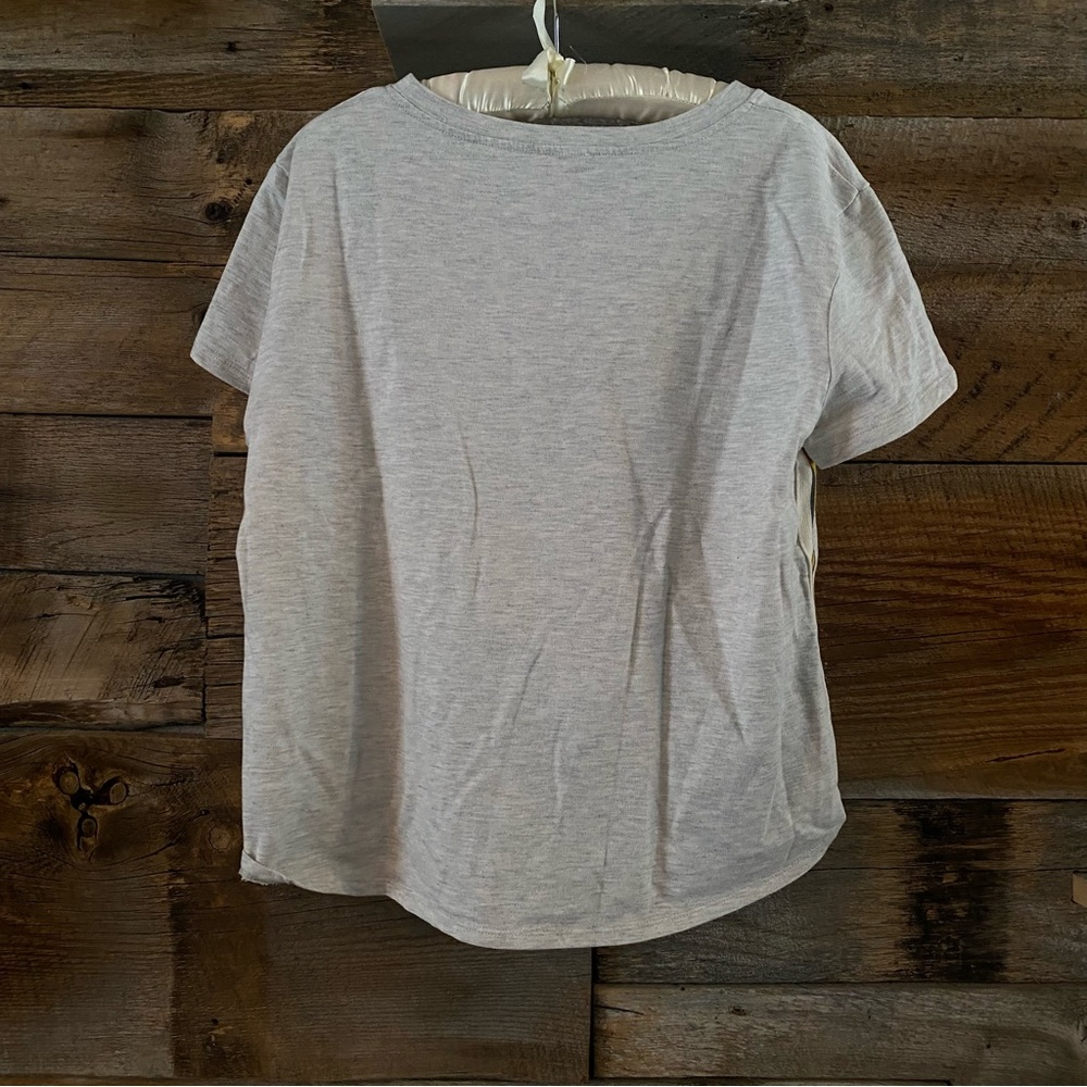 Knotted shirt - Picture 6 of 6